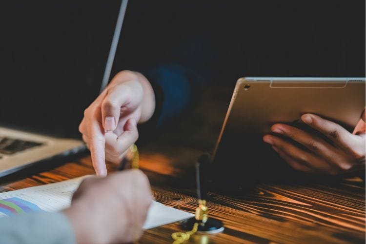 Power of Trust: How Digital Marketing Case Studies Influence Buying Decisions